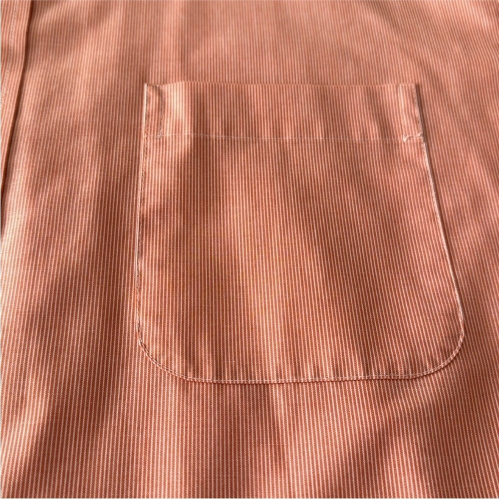 🆕 & EUC Men’s Button Down Shirt Bundle of 6 — Dress Sharp & Save! - Picture 10 of 16